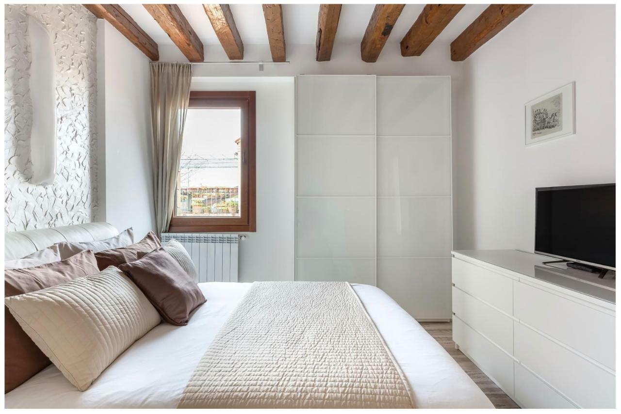 Biennale Family Apartment In Венеция Экстерьер фото